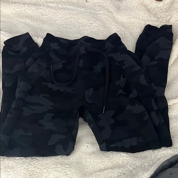 Lulu Camouflage Jogger Pants - Picture 1 of 1